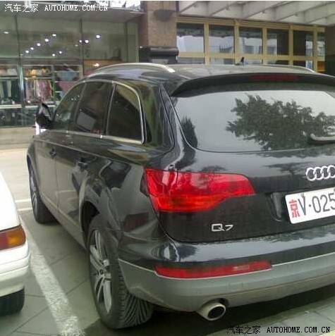 给二鬼子看的,这才是中国军车。标配是东风猛