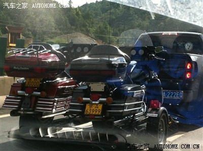 严重迟到的作业开着乐驰去西藏