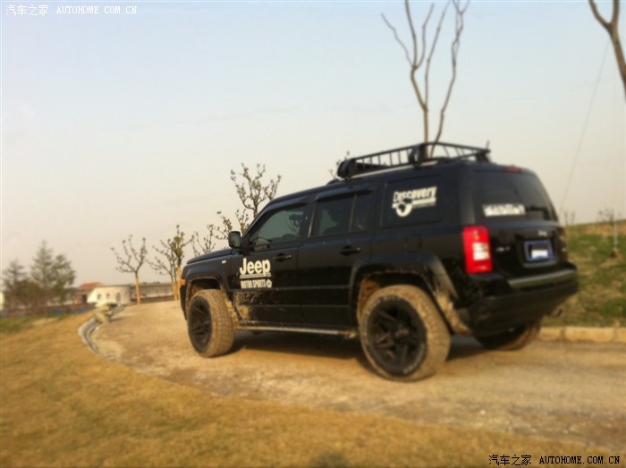 jeep自由客改装后的超级大片-----------仅供欣赏