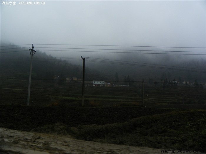 和老婆的朦胧情人节--草原的雾真美