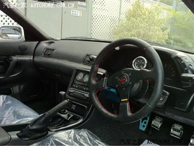  gtr  r32哦
