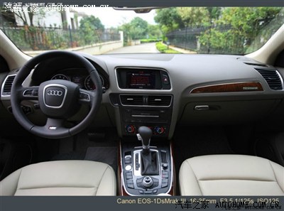 我的是浅灰色内饰配什么颜色座套和脚垫好?你