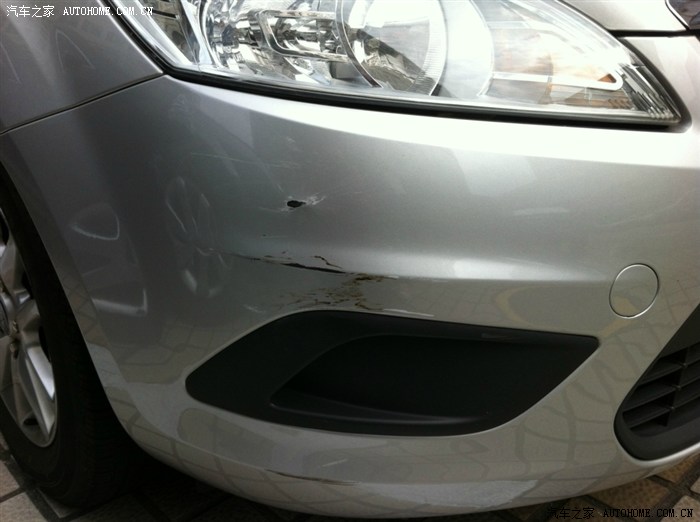 【图】车在停车场被刮蹭,求安慰!强烈BS逃逸肇
