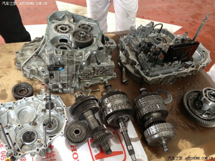 绝对没亲眼见过超详细的分解拆装思域变速箱的
