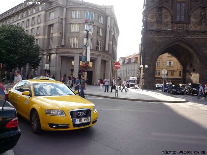 【图】捷克大街上的车