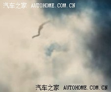 实拍----玉溪天空出现龙形(附原图)
