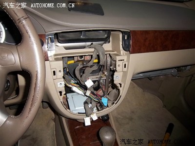 老凯越换帝豪CD从此拥有U盘听歌