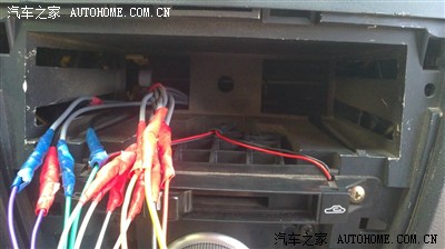 更换标致307cd,装5寸套装喇叭,车贴作业