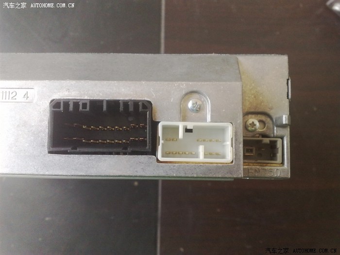老飞度cd机aux接线图,老款飞度cd机接线图解 整了个飞度的1.3的cd机 不知道怎么接线 高手进啊