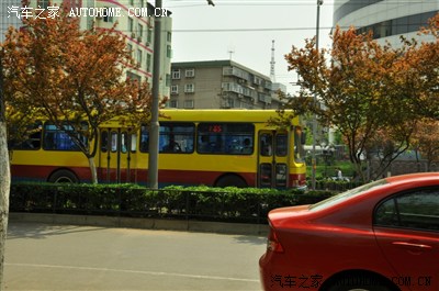 老式公交车!