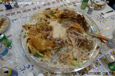 沙特行--朋友家做客、晚宴;车行看豪车;汽车文