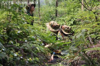 男女户外活动——打野战!~内有大量照片和公司mm