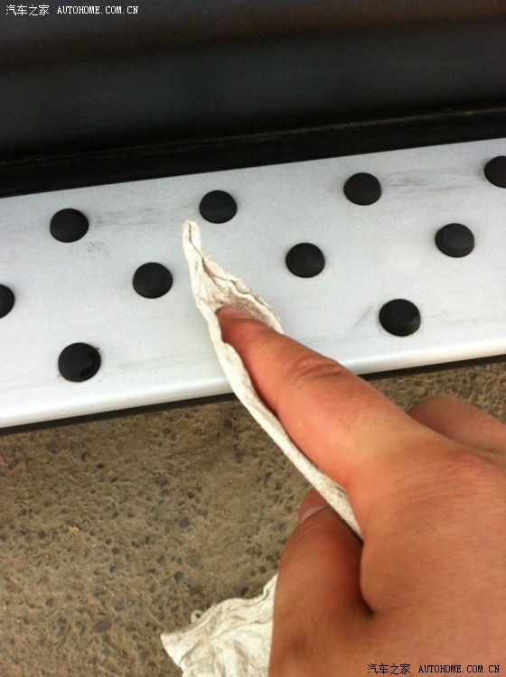 【图】今天去洗车.猛然间发现掉色.求解释_大