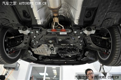 【醒目】青岛首台!2012款高尔夫gti提车 贴膜美容作业[51p]