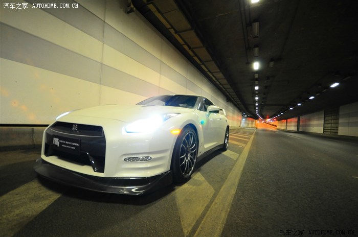 【战神gtr 完全改装 系列高清大图 解析_和诚阳