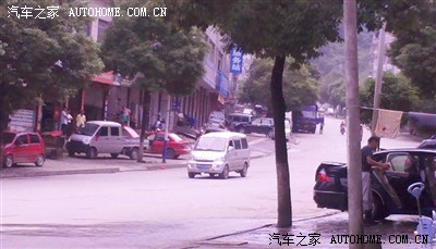 车子让老三菱吉普车亲了下。这个可以申精么