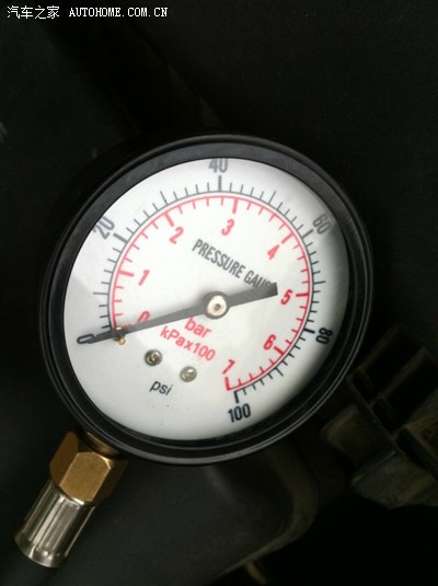 老宝机油灯亮,测机油压力,不懂,解决不了,到底什