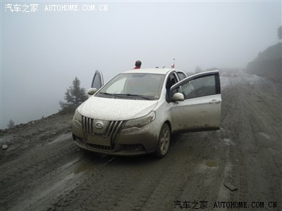 贵阳-成都-318-拉萨-珠峰-尼泊尔 川进青出 路况