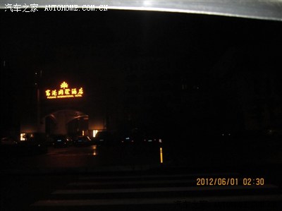 跟老婆吵架--老婆带着儿子回娘家--小思陪我回