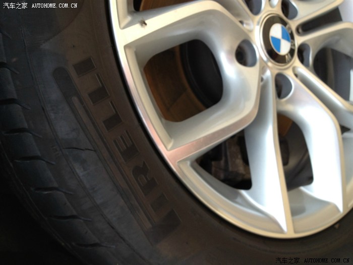 【图】我的宝马X3倍耐力防暴轮胎被磕了一条