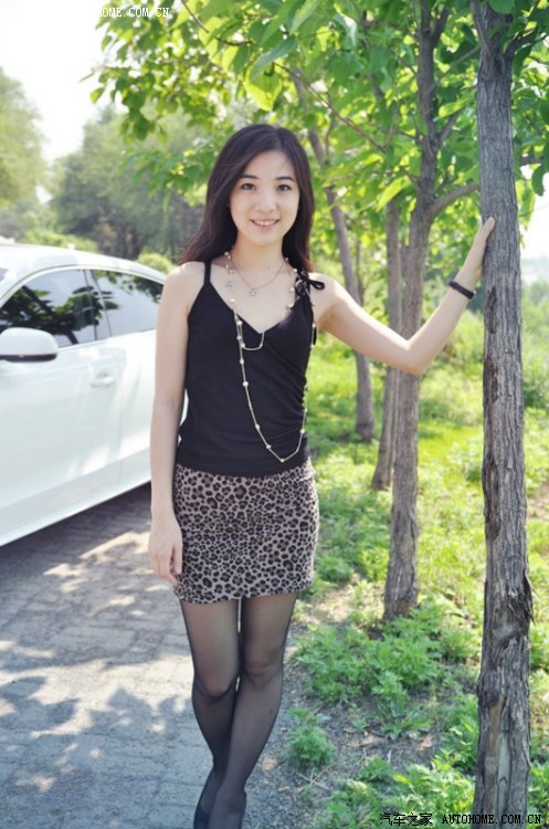 【媳妇当车模】高跟黑丝大片来袭!求精求推荐