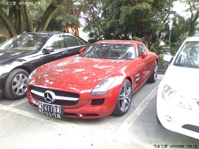 【图】偶遇香港牌照的SLS AMG_奔驰SLS论坛