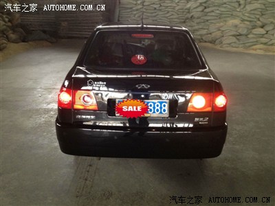 10款旗云2老照片新作业!安装原厂扶手箱加DV