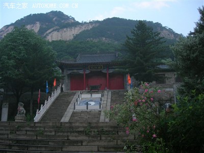 两年前独自一人爬丹东凤凰山