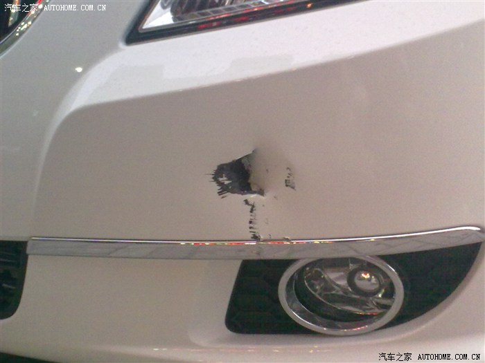 【图】再次撞车,大家帮看看是走保险呢还是自