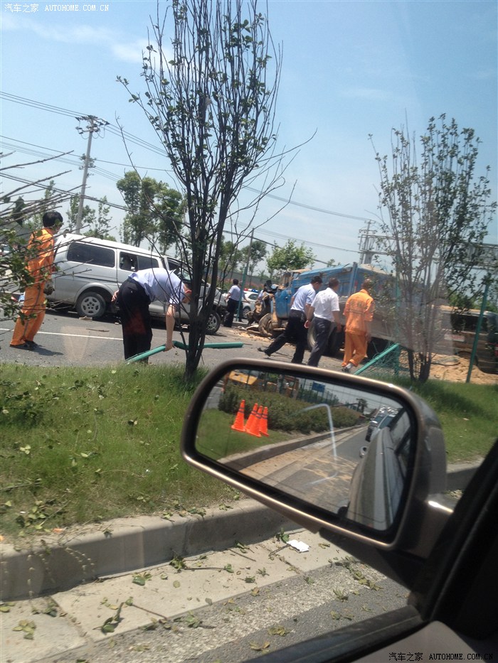 【图】中午12点30分济阳路靠近杨思路附近重