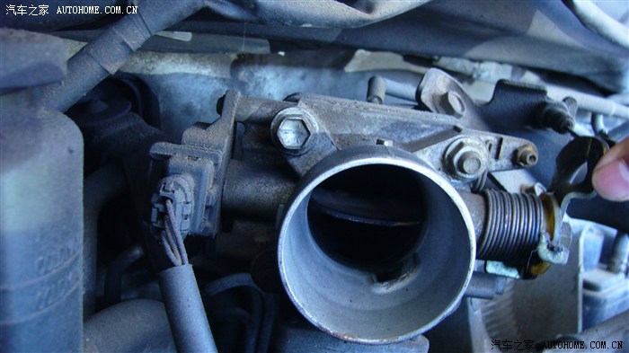 【图】检查底盘 清洗节气门 轮胎平衡 换弹簧胶