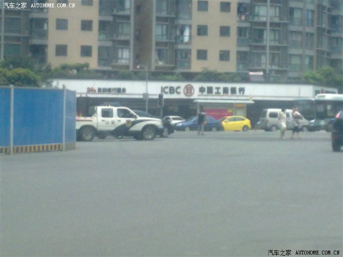 【图】西单侧面蜀辉路是单行道 每天好多车违