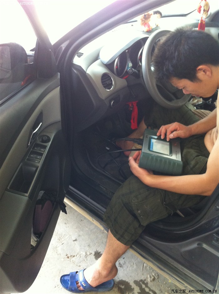 鲁滋6万多公里后发动机故障灯亮 发动机抖动