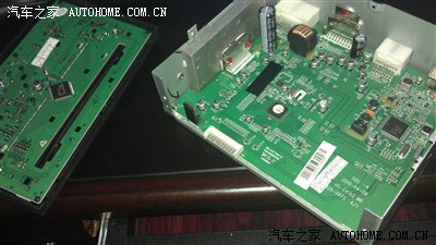 奇骏原车cd改音频输出,加功放低音.(求认证,加精)