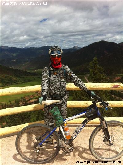 ~~E200L 作业 唯美 多图 附壮男健身玉照~~_奔