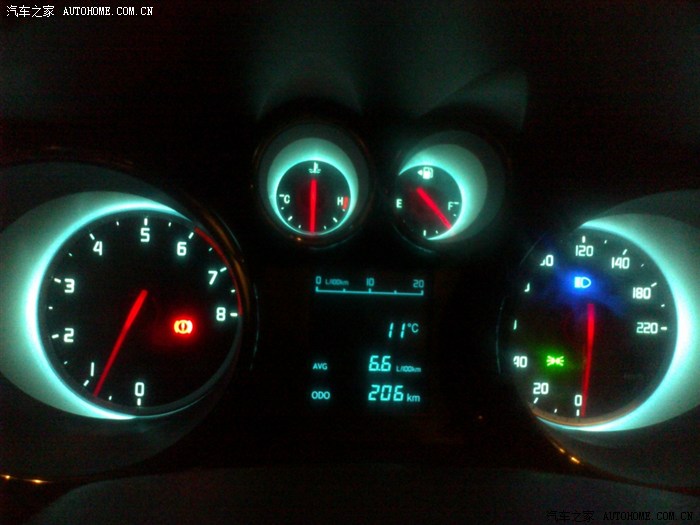 【图】2B青年教师,无视各种爆乳,心理各种忐忑