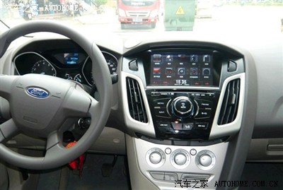 乞丐版新福克斯,怎么添加AUX接口?请高手