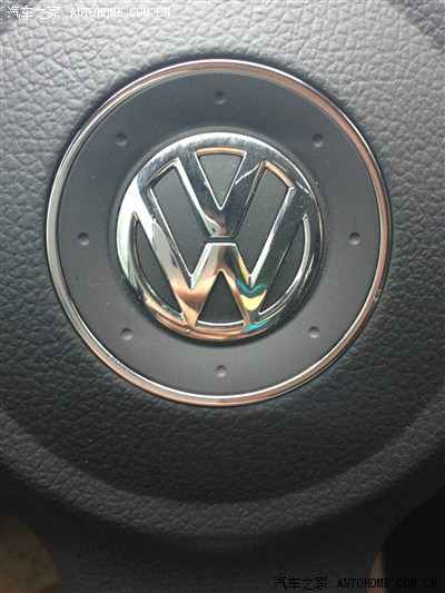 明天是小高2个月生日,提前祝小白生日快乐~