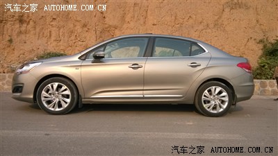 皓月灰1.8劲驰提车一周作业报告_雪铁龙C4L论