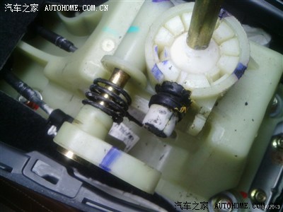 交作业了!手动挡档把胶套更换!_天语 SX4论坛
