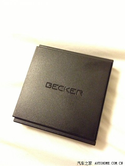 E200 Coupe安装原厂Becker导航模块_奔驰E级