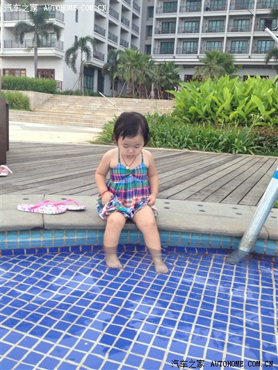 家有点点初成长,走嘛,切海南耍周末,过六.一嘛。