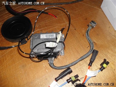 我想买个氙气灯 什么牌子的好 是金华达 还是 雪