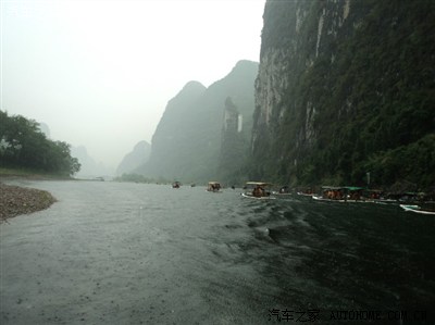 梦里与美女同游仙境,梦想与现实同美····