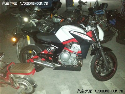 新手成长记。新感觉250&春风650NK(更新视