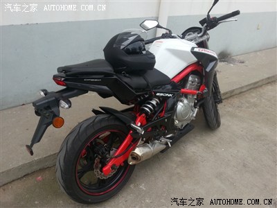 新手成长记。新感觉250&春风650NK(更新视