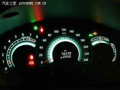 发动机故障灯亮,来了吗?_奔腾B70论坛