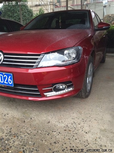 14款全新宝来改装雾灯LED日行灯无损安装作