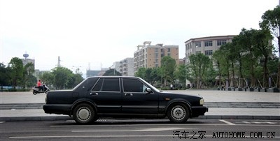 经典老车-90年代日产公爵王Cedric Y31 VIP C