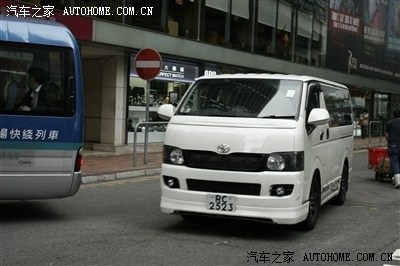 原型车丰田新海狮,在香港是很受欢迎的保姆车